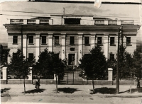 На проспекте Ленина. Фото сделано с дома №279