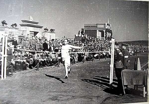 Проведение соревнований на стадионе в Северо-Курильске