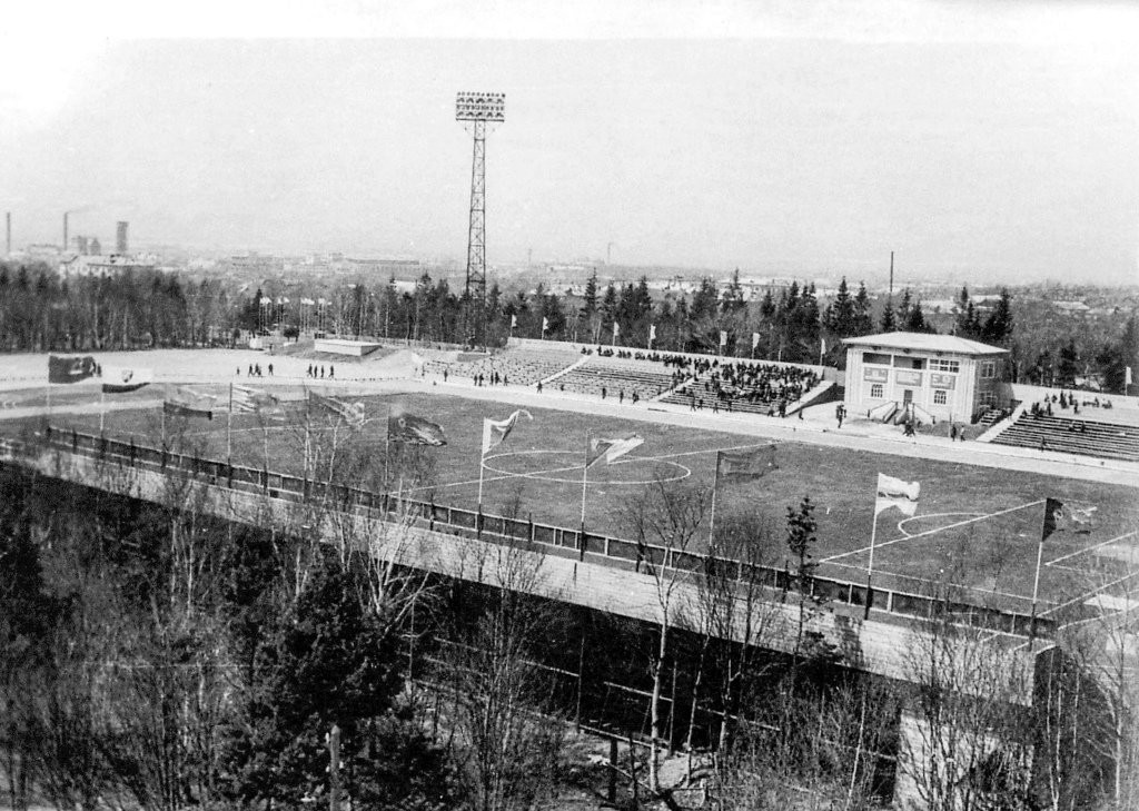 Стадион в городском парке КиО.