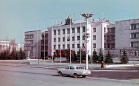 Вид на здание Горисполком г. Южно-Сахалинск