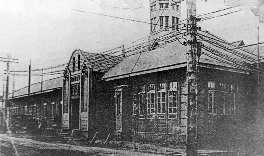 Здание почты в Томариору