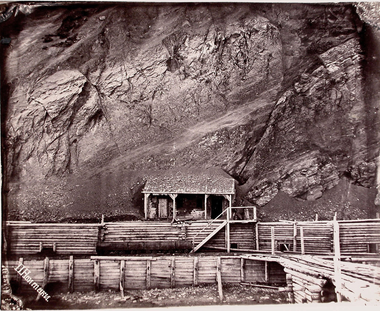 Главная шахта Евгеньевского каменноугольного пласта.
