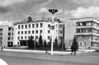 Здание Горисполкома в городе Южно-Сахалинск